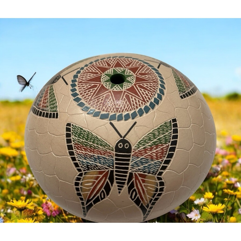 Mata‎ Ortiz Pottery Oscar Ramirez Seed Pot Ceramic Butterflies Butterfly Mexican